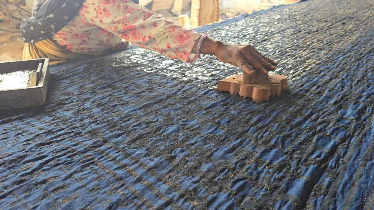 Weaver at work in Odisha